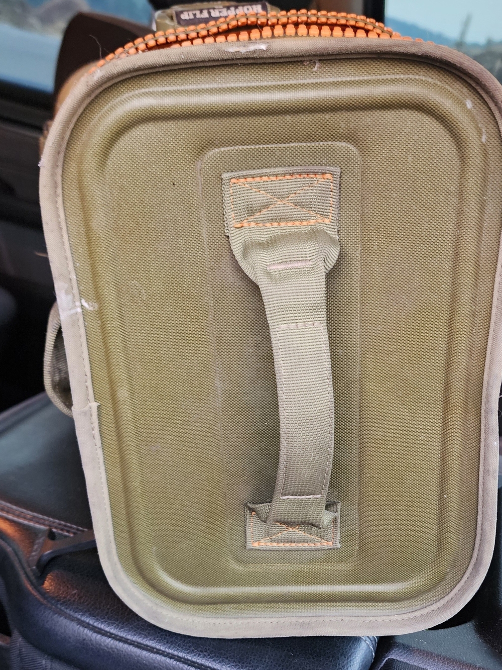 Yeti Hopper Flip 8 Field Tan/Blaze Orange - Discontinued Color RARE - Picture 5 of 6
